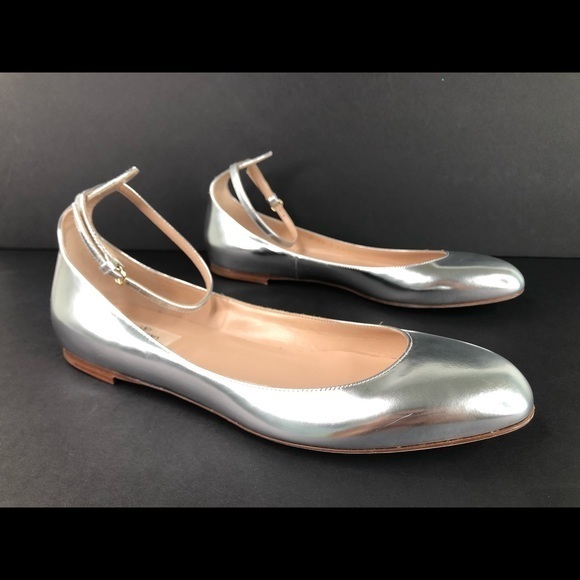 Valentino Garavani Tango Mirrored Ballerina Flats - Picture 1 of 12